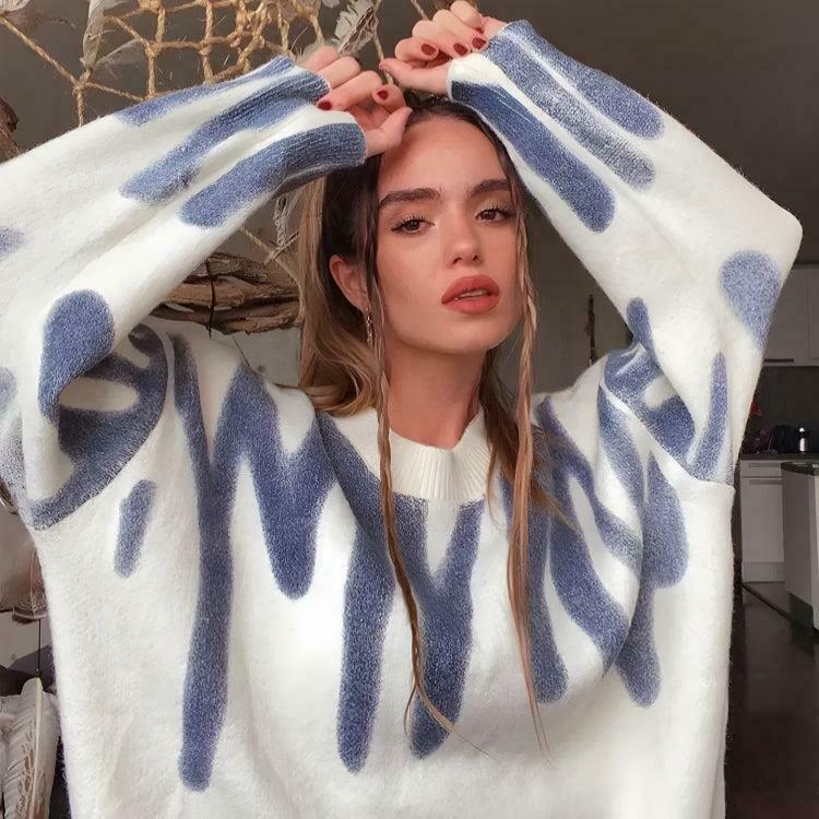 Aesthetic Wavy Line Design Knitted Sweater - Unique Y2K Style with Embroidery Details