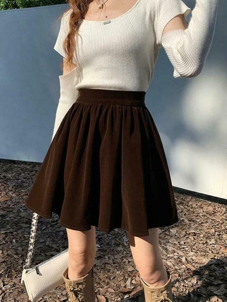 Chic Dark Academia Velvet Mini Skirt - Stylish Khaki Pleated Y2K Fashion Essential