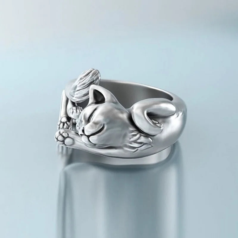 Chic Y2K Cat Ring with Sparkling Rhinestones - Trendy Goth-Inspired Jewelry for Cat Lovers