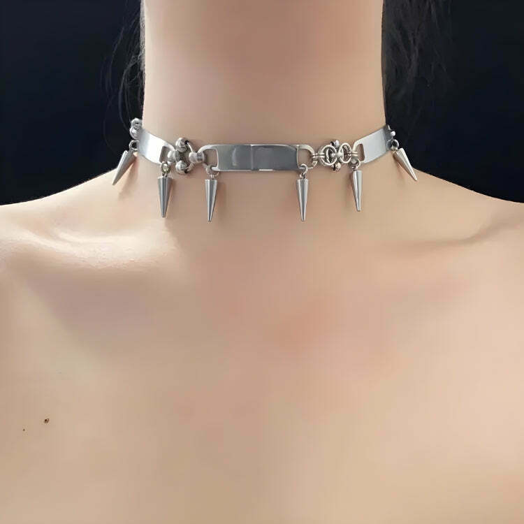 Goth Spiked Metal Choker - Edgy Y2K Spiked Choker for Emo Fashion Lovers and Gothic Styles