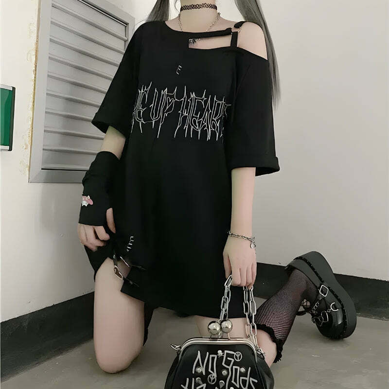 Grunge Y2K Heart Long Tee - Stylish Oversized Tee for Trendy Looks and Comfort