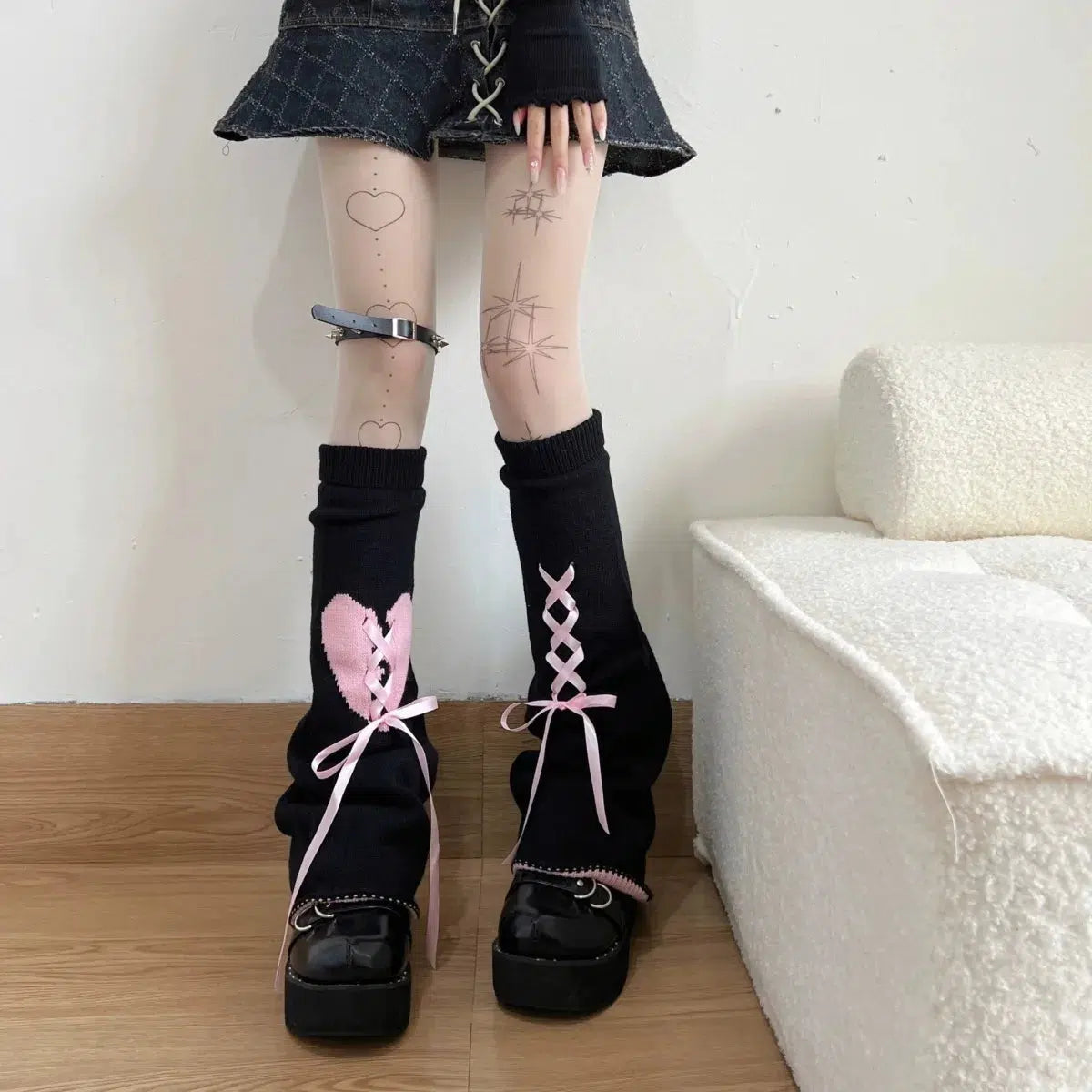 Pastel Goth Broken Heart Lace Up Leg Warmers - Elegant Aesthetic Y2K Fashion Statement