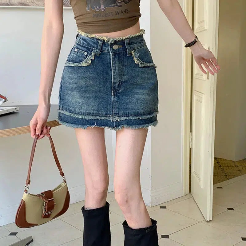 Trendy Tasseled Denim Mini Skort - Y2K Style with Flare and Vintage Appeal