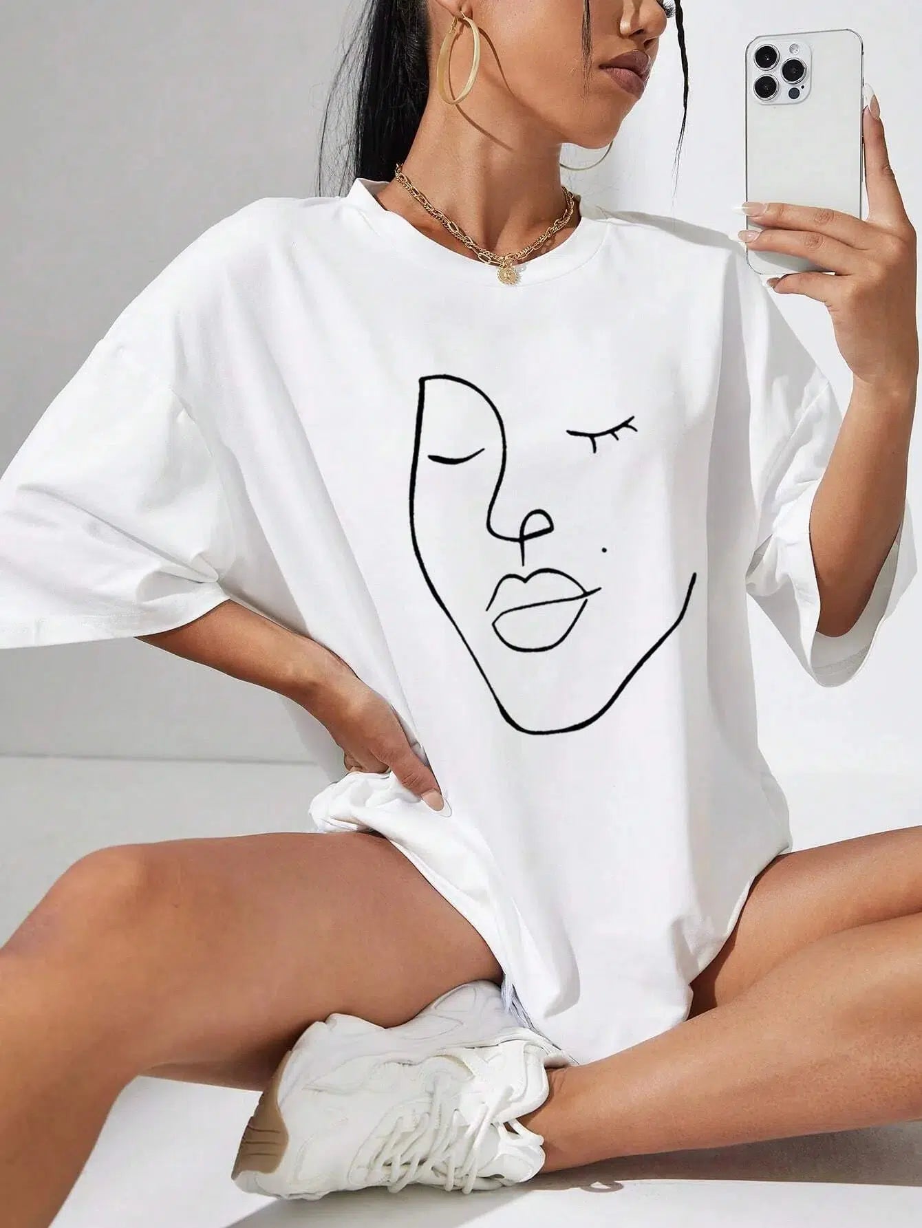 Trendy Y2K Abstract Woman Face Tee - Stylish Graphic Mexico Baby Tee for Fashion Lovers