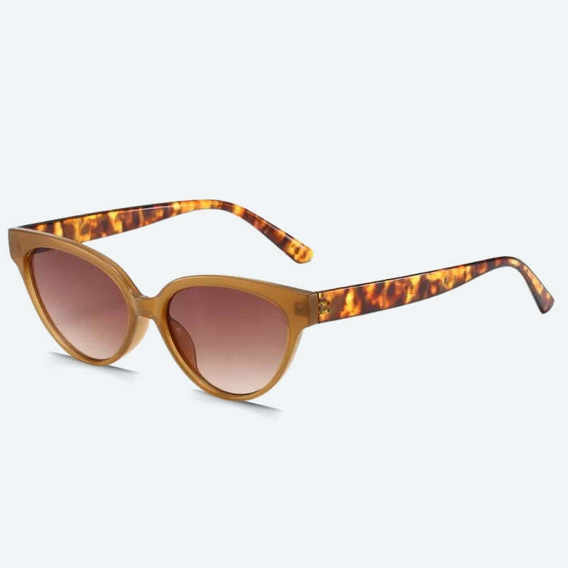 Trendy Y2K Cat Eye Sunglasses with Lightning Bolt Design - Stylish Women's Accessory