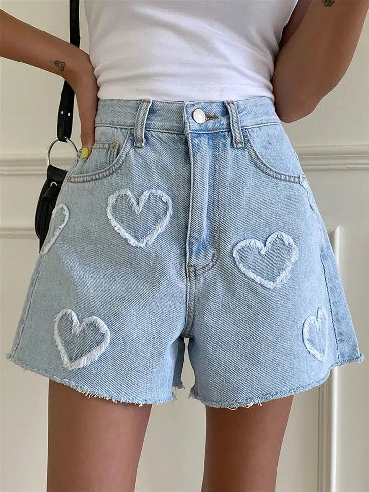 Trendy Y2K Heart Patch Denim Shorts with Embroidery - Vintage-Inspired Fashion Statement