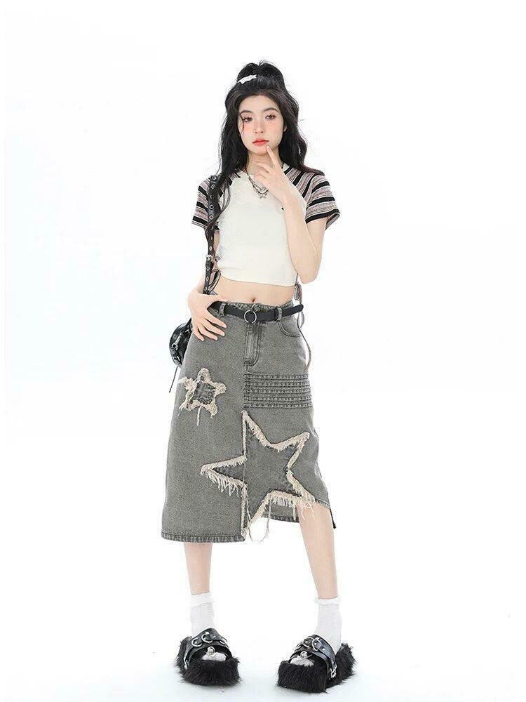 Trendy Y2K Star Patchwork Midi Skirt in Khaki - Stylish Pleated Design for Unique Fashion