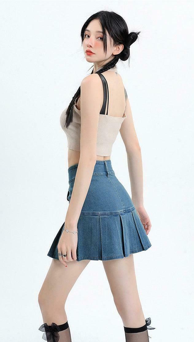 Y2K Pleated Denim Mini Skort with Slit - Stylish Khaki Pleated Skirt for Trendy Looks